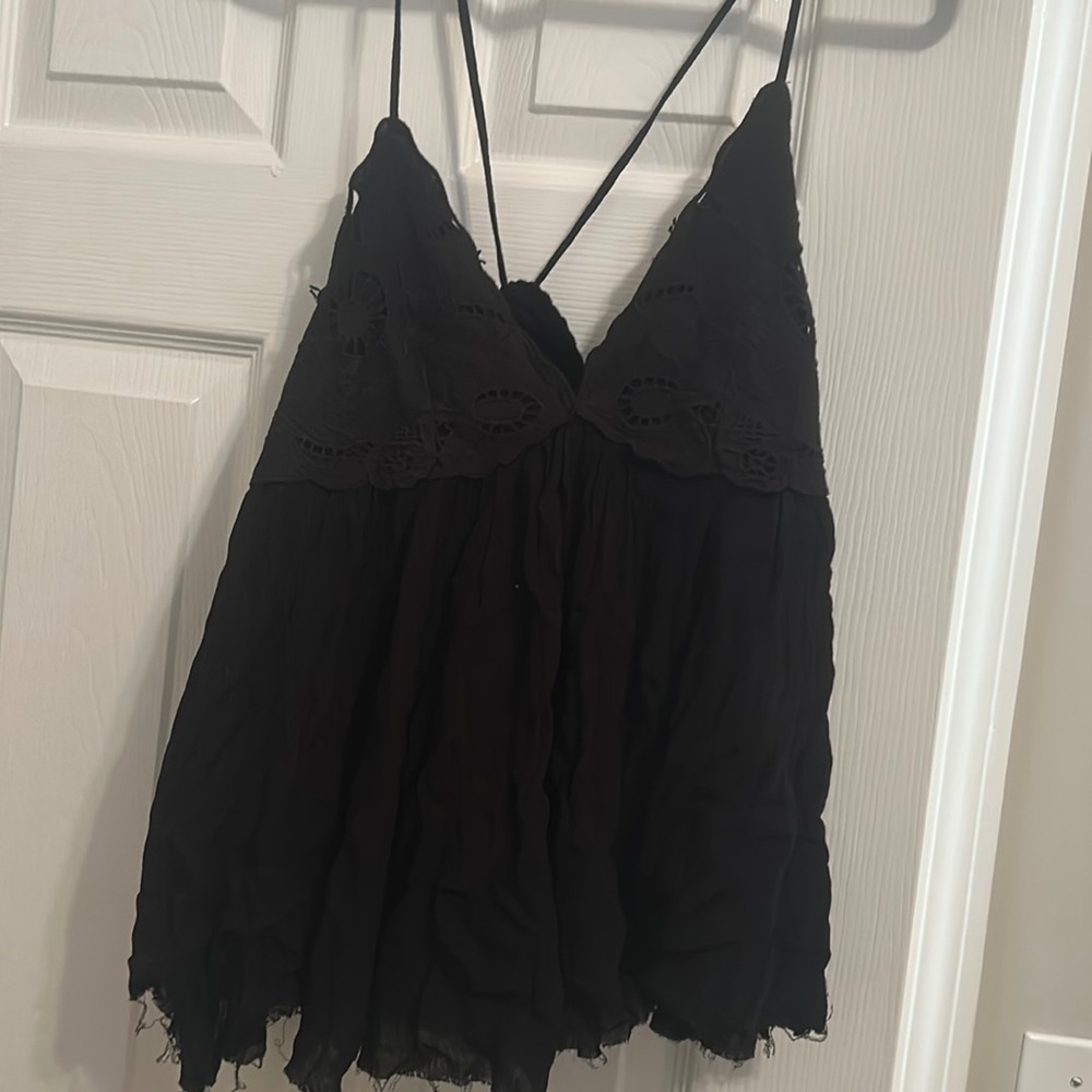 Illa Illa black crochet tank top, size L